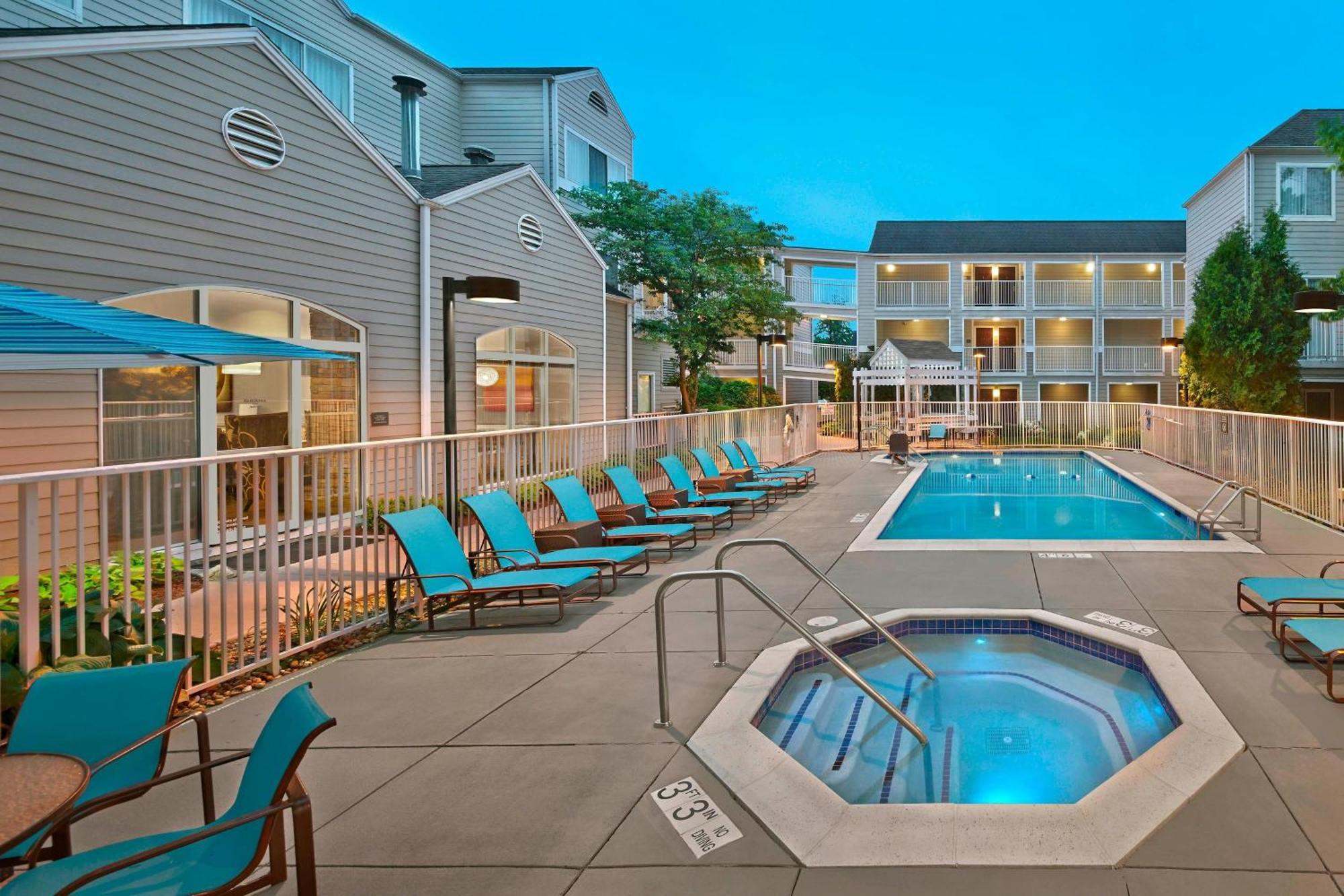 Residence Inn Boston Tewksbury/Andover Exterior photo